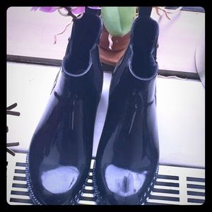 Michael Kors short  black rain boots
